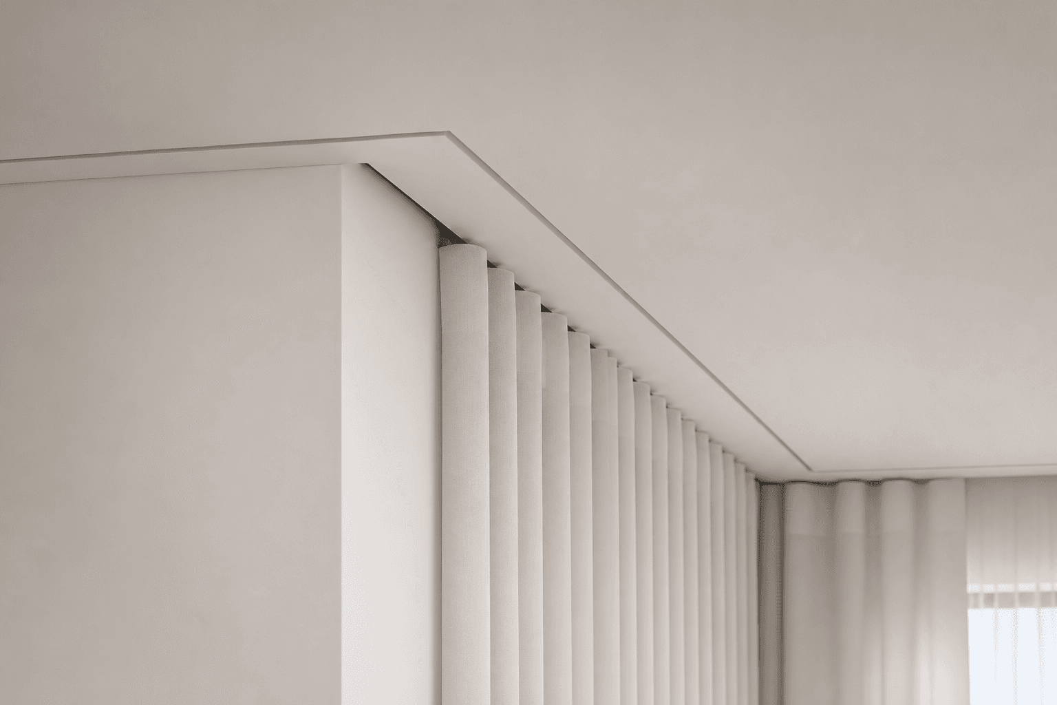 Wall-mounted curtain channel
